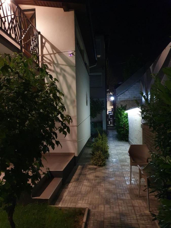 Central Point ואליג'בו מראה חיצוני תמונה